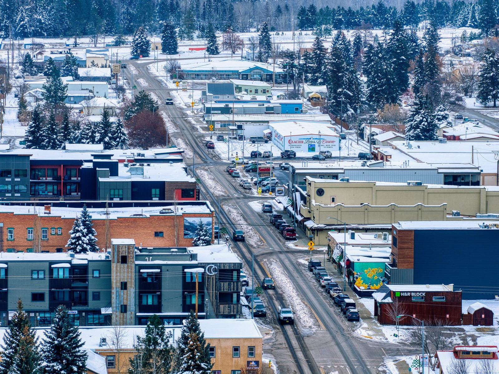 Downtown Columbia Falls dusted with snow